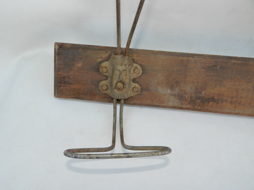 Antiguo Perchero Con Cariatis Almacen Campo Pulperia Aps
