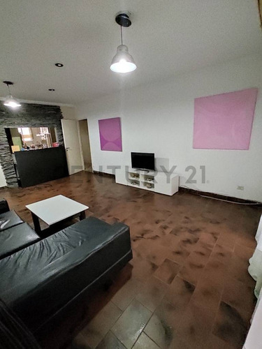 Imagen 3 de 19 de Alquiler Ph 3 Ambientes Con Quincho Y Terraza