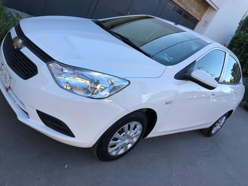 Imagen 1 de 13 de Chevrolet Aveo 2019 1.6 Ls Mt