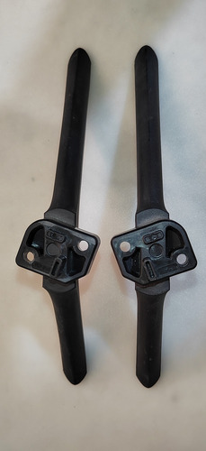 Par De Base Soporte Para Tv Hisense Modelo 58a6gr Negro (Usado)