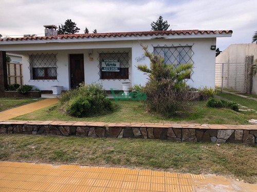 Imagen 5 de 16 de Casa De 4 Dormitorios En Atlantida - Atlantida Atlántida