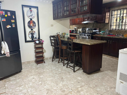 Casa En Venta En Las Praderas Santo Domingo