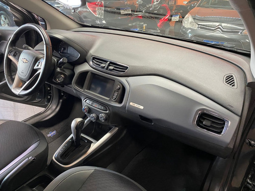 Chevrolet Onix 1.4 Activ Aut. 5p