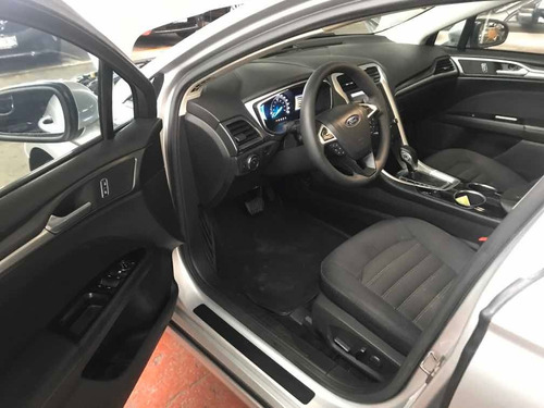 Imagen 8 de 10 de Ford Fusion 2.5 Se Luxury Plus L4 Qc Nave Mt 2013
