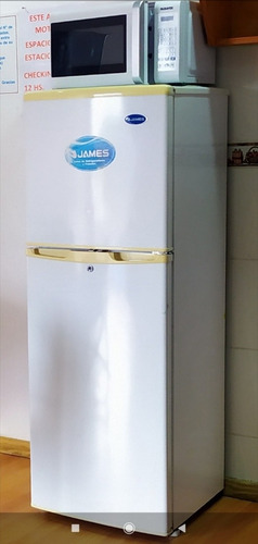 Imagen 28 de 30 de Https://casa.mercadolibre.com.uy/mlu-626450050-alquileres-en-piriapolis-a-dos-del-mar-en-pleno-centro-y-zona-residencial-y-comercial-wifi-videovigilancia-perimetral-las-24-hrs