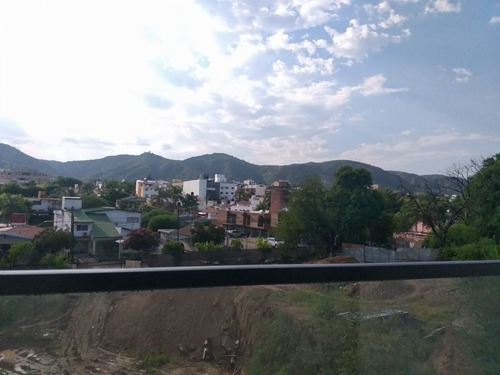 Imagen 9 de 12 de Departamento De Un Dormitorio En El Centro De Carlos Paz