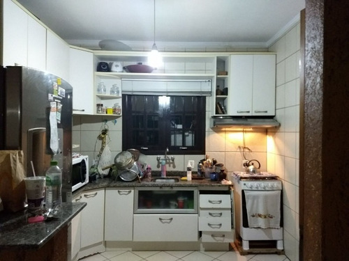 Casa Em Espírito Santo Com 3 Dormitórios - Lu268337