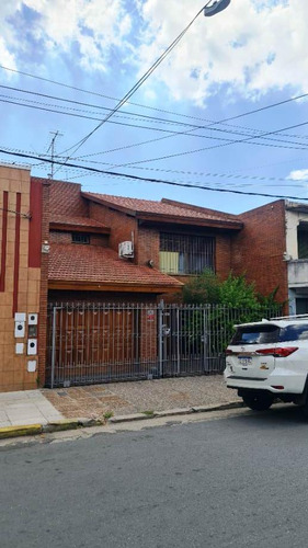 Casa En Venta En Lanus Oeste