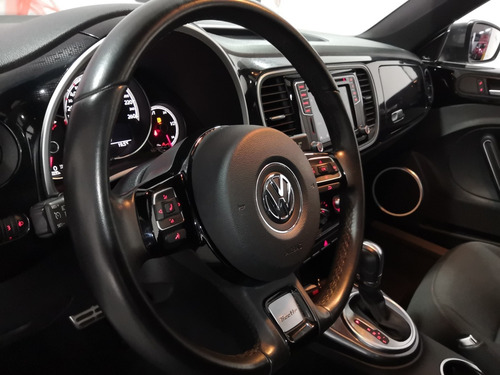 Imagen 13 de 15 de Volkswagen Beetle 2018 2.5 Sound Tiptronic At