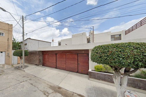 Casa A La Venta En Andrade, Leon, Guanajuato, Remate Adjudicado