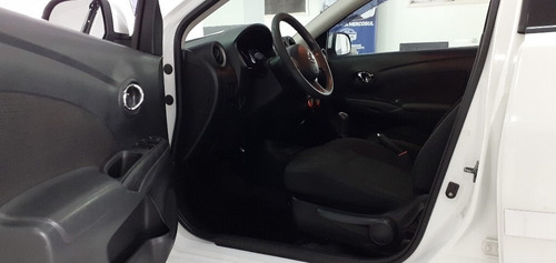 Nissan Versa 2014/2014 5j34