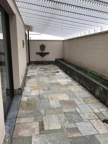Alphaville 02 | Casa À Venda | Aconchegante | 4 Suítes Com Armários | Piscina Com Raia E Deck - Cnc1147