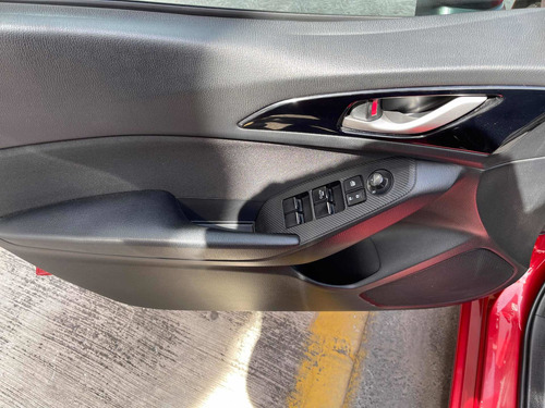 Imagen 10 de 15 de Mazda 3 2016 2.5 S Sedan Mt