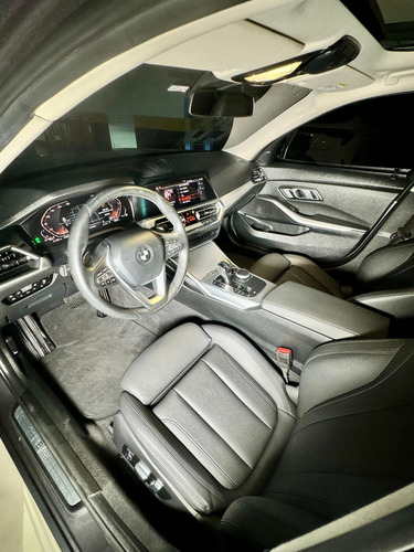 BMW 320i 2020