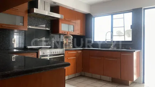 Casa En Renta, En Jardin Real, Zapopan, Jalisco.