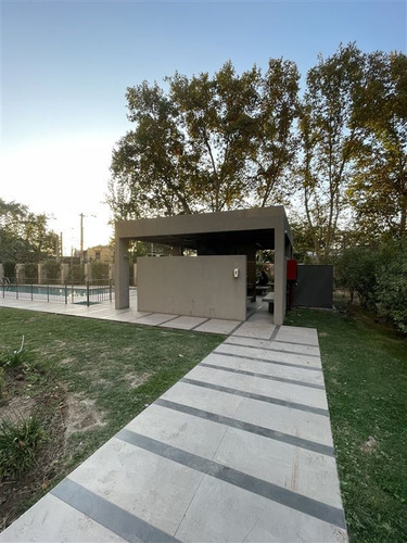 Rebajado, En Venta 1d1b Incluye Bodega, A Pasos Del Metro