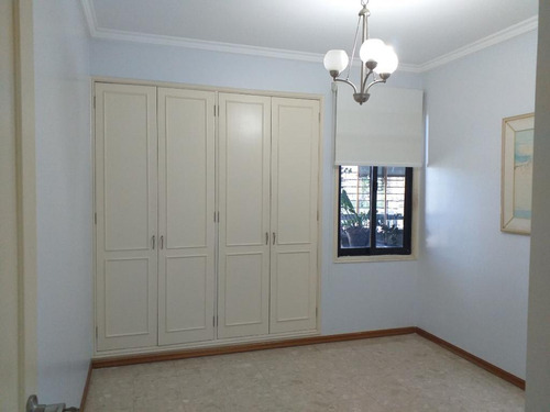Vendo Precioso Apto. En Los Geranios, Mun. El Hatillo. 128 M