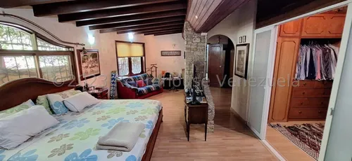 Casa Caurimare 25-20431 R.e