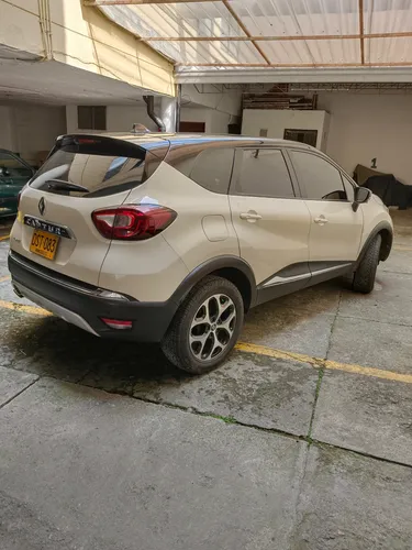 Renault Captur 2.0 Intens Automática