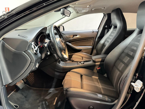 Mercedes-Benz Classe GLA 1.6 Advance Turbo Flex 5p