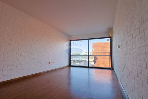 Venta Apartamento 1 Dormitorio En Parque Miramar