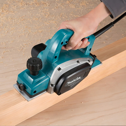 Plaina Elétrica 82mm 500w M1902b Makita