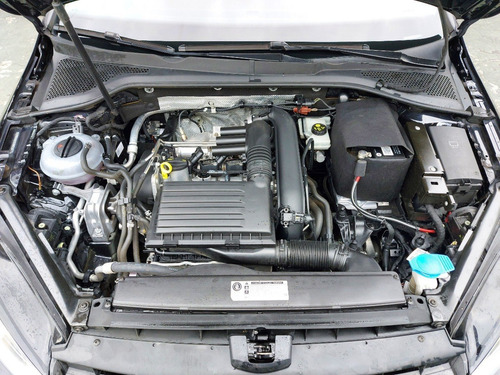 Imagen 16 de 16 de Volkswagen Golf Comfortline Manual