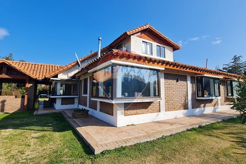Exclusivo Arriendo De Casa En Parcela
