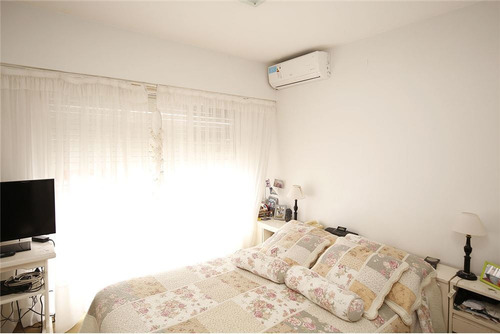 Imagen 7 de 24 de Departamento 4 Ambientes + Dep. 1/2 Cuadra Subte D