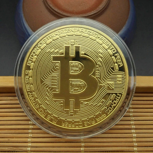 Imagen 3 de 3 de Moneda Bitcoin Física Dorada Colección Conmemorativa