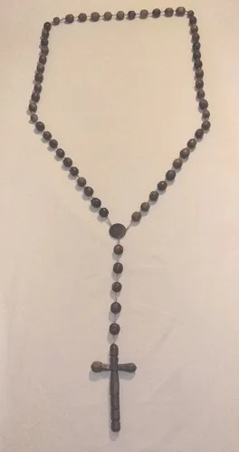 Rosario De Madera Pulida