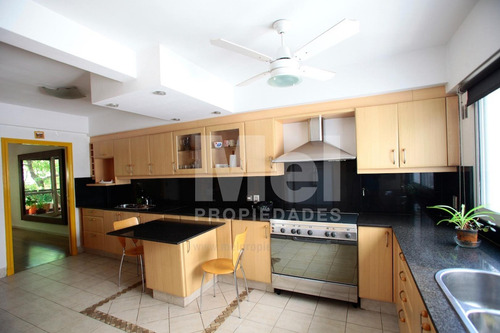 Imagen 25 de 30 de Excelente Piso En Barrio Parque Con 2 Cocheras Moviles
