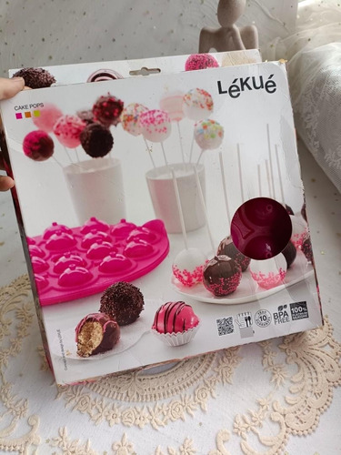 Molde De Silicona Cake Pops Lekue Profesional De 18 Esferas