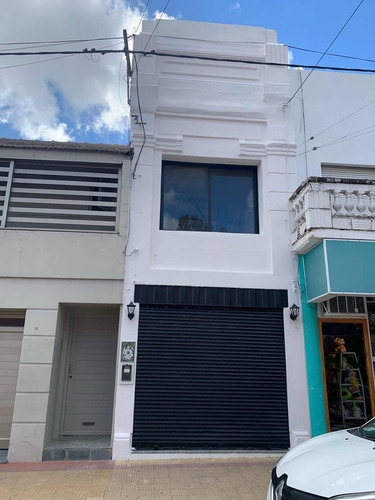 Local Triplex Con Departamento Tandil Centro 9 De Julio 849