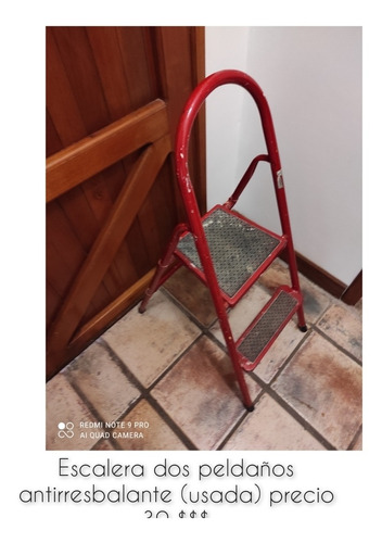 Escalera De 2 Peldaños Antirresbalante Estructura De Hierro