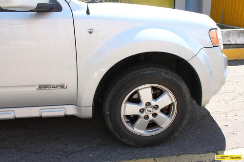 Ford Escape 3.0 XLT At 4X4