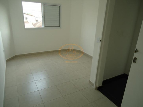 Casa Com 2 Dormitório(s) Localizado(a) No Bairro Vila São Jorge Em Santos / Santos - 5576