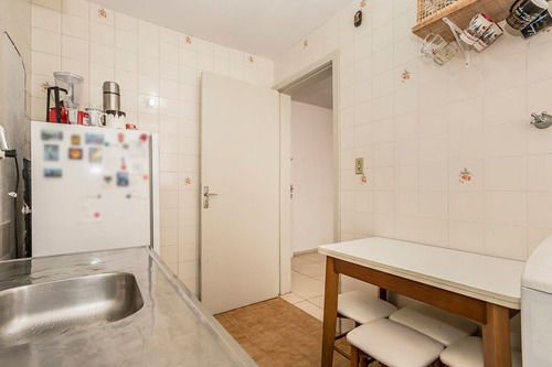 Imagem 16 de 24 de Apartamento À Venda No Bairro Independência - Porto Alegre/rs - O-25441-41976