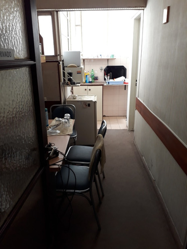 Imagen 13 de 14 de Oficina A La Venta En El Centro! 3 Amb Mas Recepción
