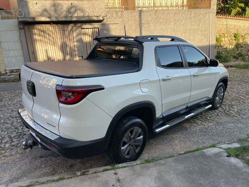 Fiat Toro 1.8 16v Freedom Flex 4x2 Aut. 4p
