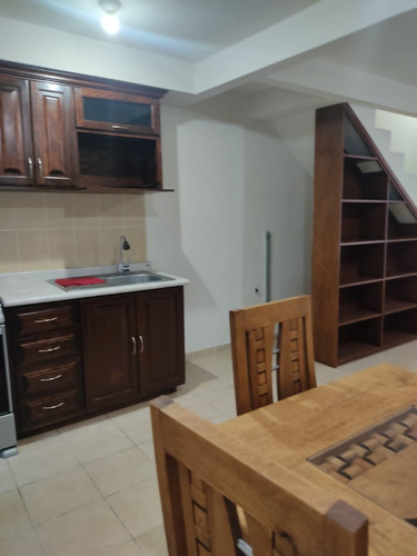 Imagen 6 de 19 de Casa En Renta Semi - Amueblada Fracc. Privado. Ciudad Del Sol Qro.
