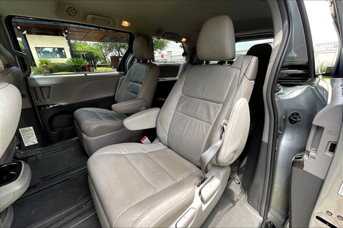 Toyota Sienna 3.5 Xle Piel At