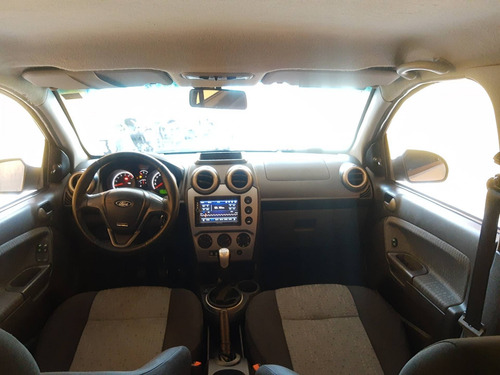 Imagem 15 de 15 de Ford Fiesta 1.6 Rocam Sedan 8v Flex 4p Manual
