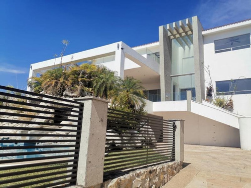 Imagen 1 de 12 de Casa Sola En Venta Lomas De Cocoyoc