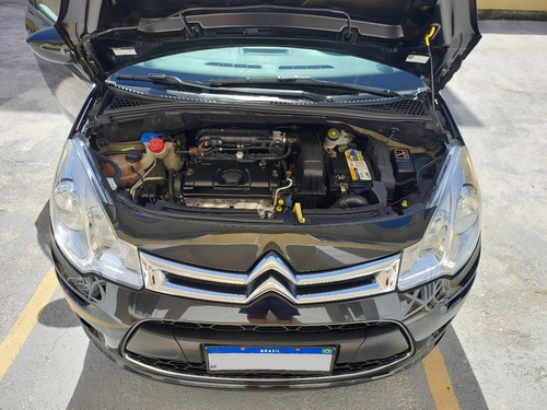 Imagem 5 de 11 de Citroen C3 Tendance 1.5 Manual 2015 Teto Panorâmico Zenith