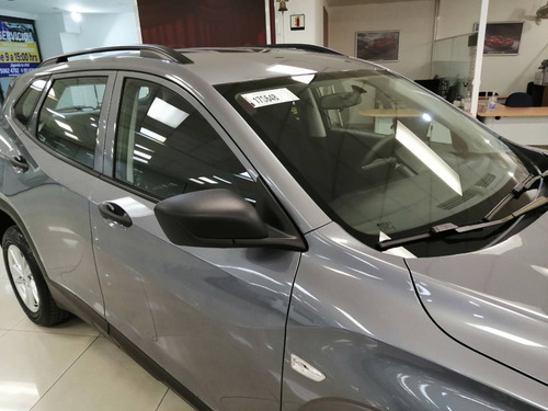 Imagen 7 de 10 de Nueva Chevrolet Tracker Ls 2022