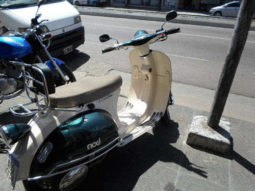 Imagen 7 de 12 de Zanella Scooter Retro Ev-mod 150 Motos March (cod.01)