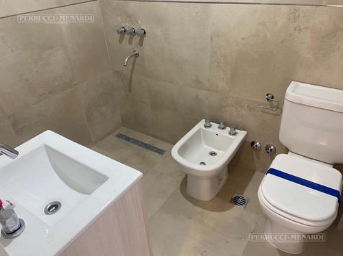 Imagen 5 de 7 de Departamento 2 Ambientes Con Cochera