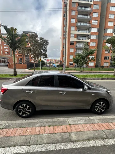 Kia Soluto 1.4L Lx 5Mt