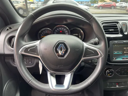Renault Stepway 1.6 Intense Automática
